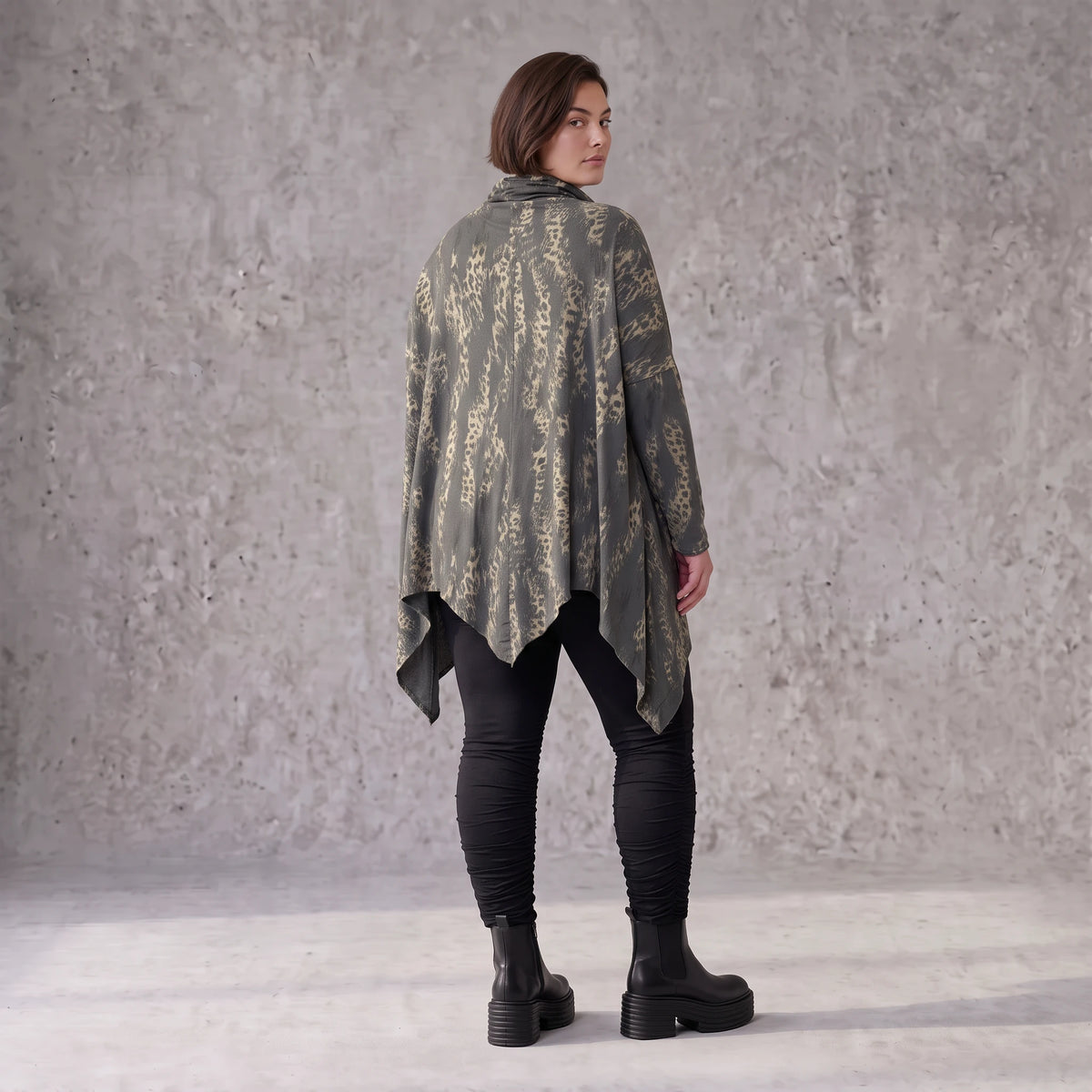 Wintershirt aus weichem Baumwolljersey mit Stretch in A-Linie Rollkragen mit Tunnelzug