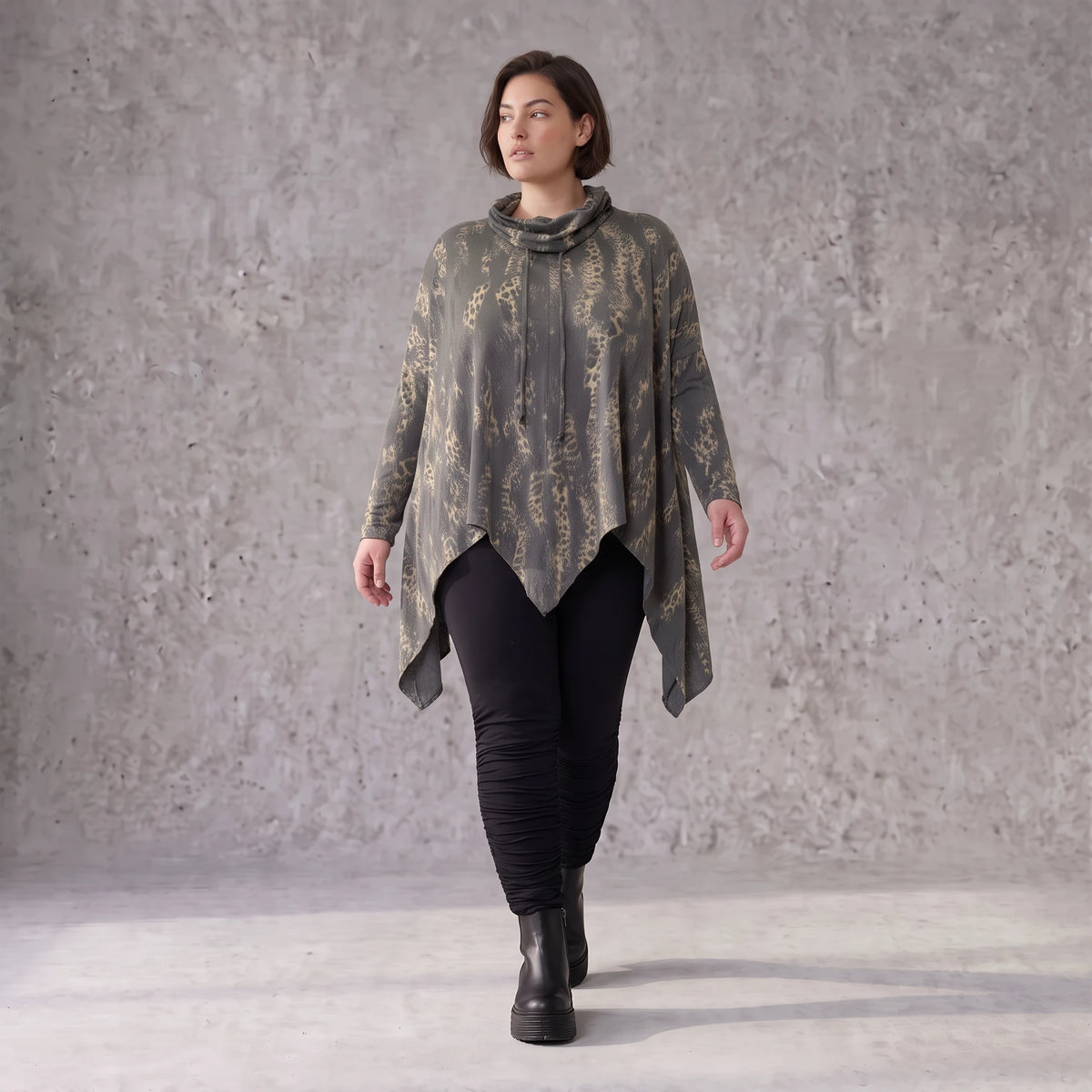 Wintershirt aus weichem Baumwolljersey mit Stretch in A-Linie Rollkragen mit Tunnelzug