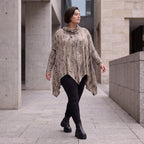Langarmshirt aus Baumwolle in Beige/Braun mit Rollkragen Tunnelzug und A-Linie Zipfelsaum