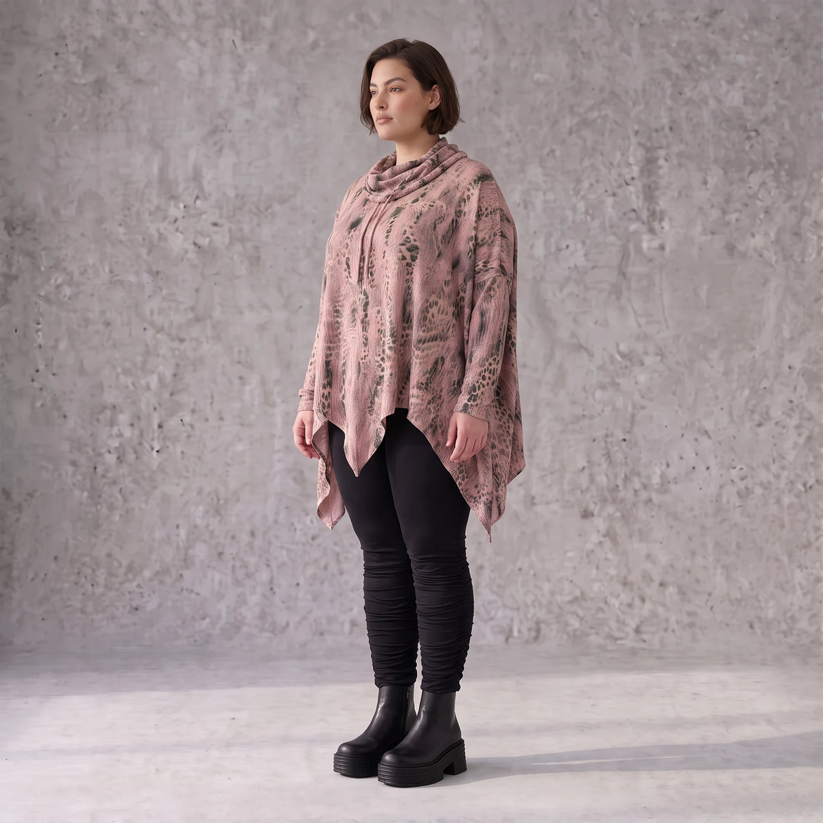 Wintershirt in Rosa/Beige mit Rollkragen Tunnelzug Zipfelsaum und Baumwolle A-Linie