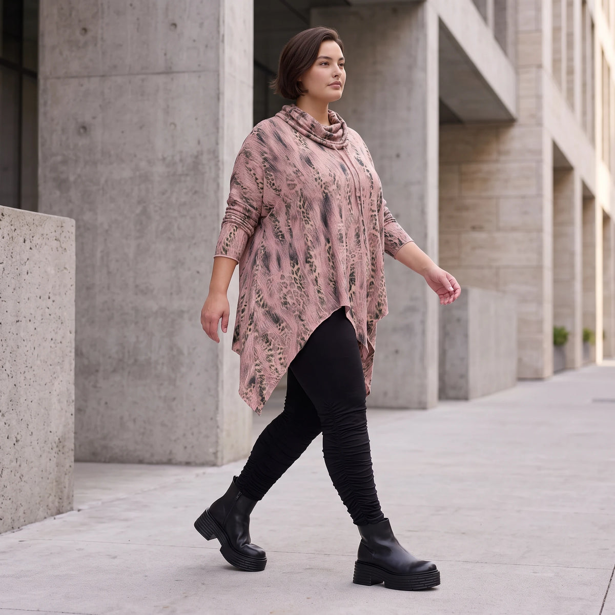 Wintershirt in Rosa/Beige mit Rollkragen Tunnelzug Zipfelsaum und Baumwolle A-Linie