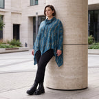 Wintershirt in Blau/Beige aus Baumwolljersey mit Rollkragen Tunnelzug und Zipfelsaum