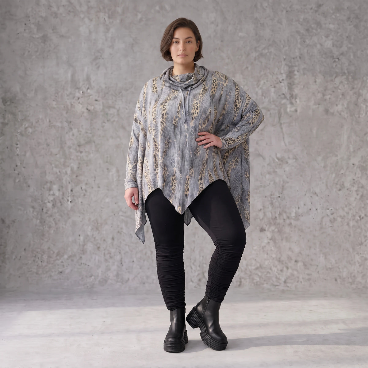 Wintershirt aus Baumwolljersey in A-Linie mit Rollkragen und Tunnelzug kuschelig weich
