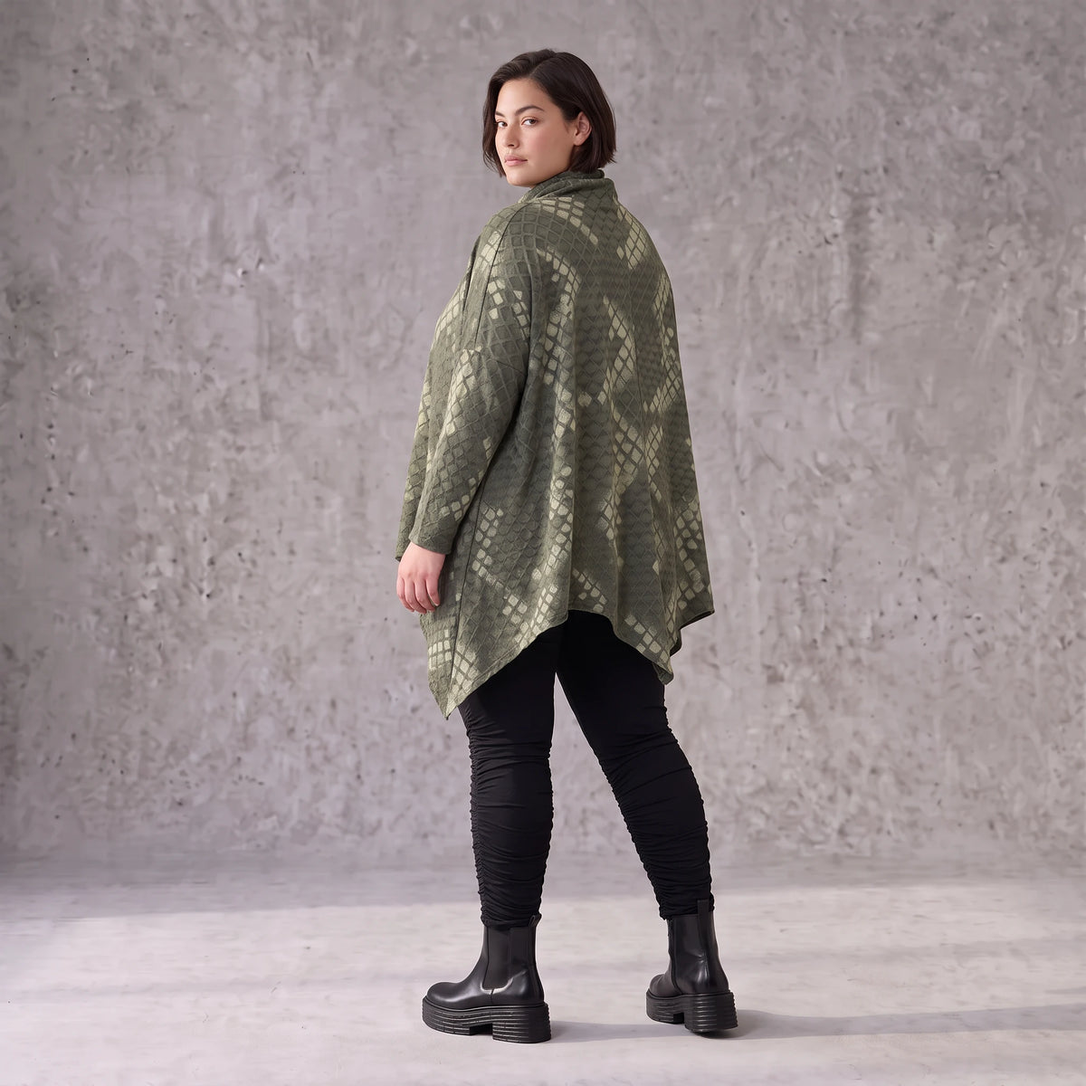 Wintershirt aus Baumwolljersey mit Rollkragen Tunnelzug und Zipfelsaum in A-Linie weich