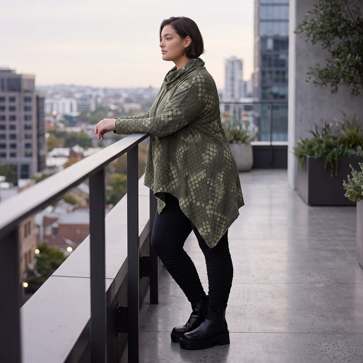 Wintershirt aus Baumwolljersey mit Rollkragen Tunnelzug und Zipfelsaum in A-Linie weich
