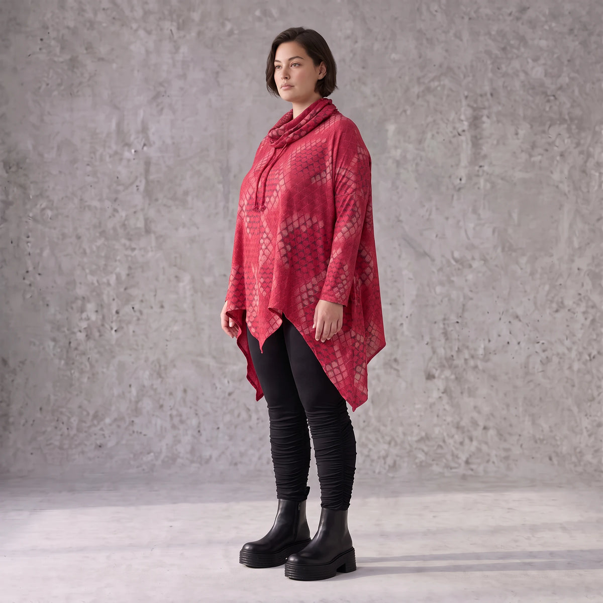 Wintershirt in Rot/Schwarz mit Rollkragen Tunnelzug A-Linie aus Baumwolljersey Zipfelsaum