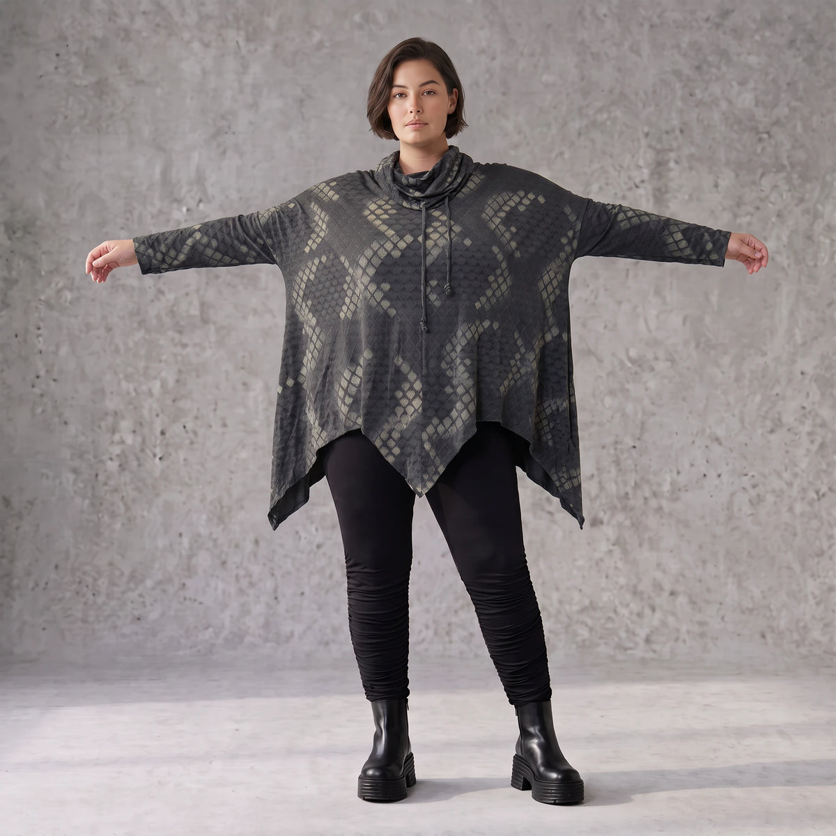 Langarmshirt aus Baumwolle in A-Linie Rollkragen Tunnelzug und asymmetrischem Zipfelsaum