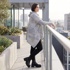 Baumwollshirt in Grau/Beige in A-Linie mit weichem Rollkragen Tunnelzug und Zipfelsaum
