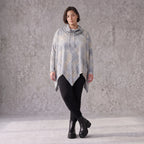Baumwollshirt in Grau/Beige in A-Linie mit weichem Rollkragen Tunnelzug und Zipfelsaum