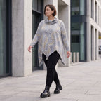 Baumwollshirt in Grau/Beige in A-Linie mit weichem Rollkragen Tunnelzug und Zipfelsaum