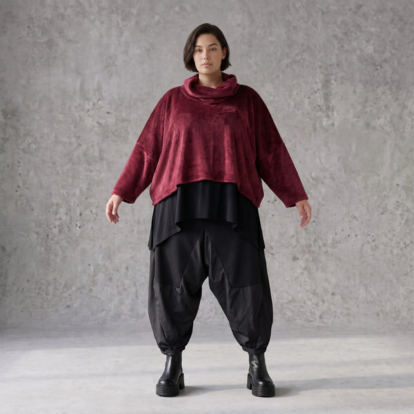 Kuscheliges Plüschshirt mit Rollkragen in kastiger Form weich warm und winterlich chic
