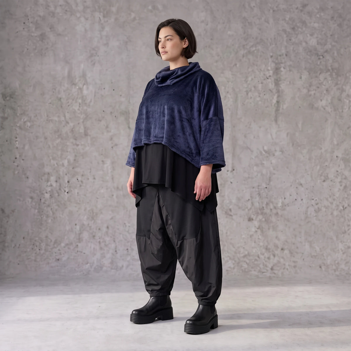 Plüschpullover mit Rollkragen in kastiger Passform flauschig warmes modernes Winterbasic