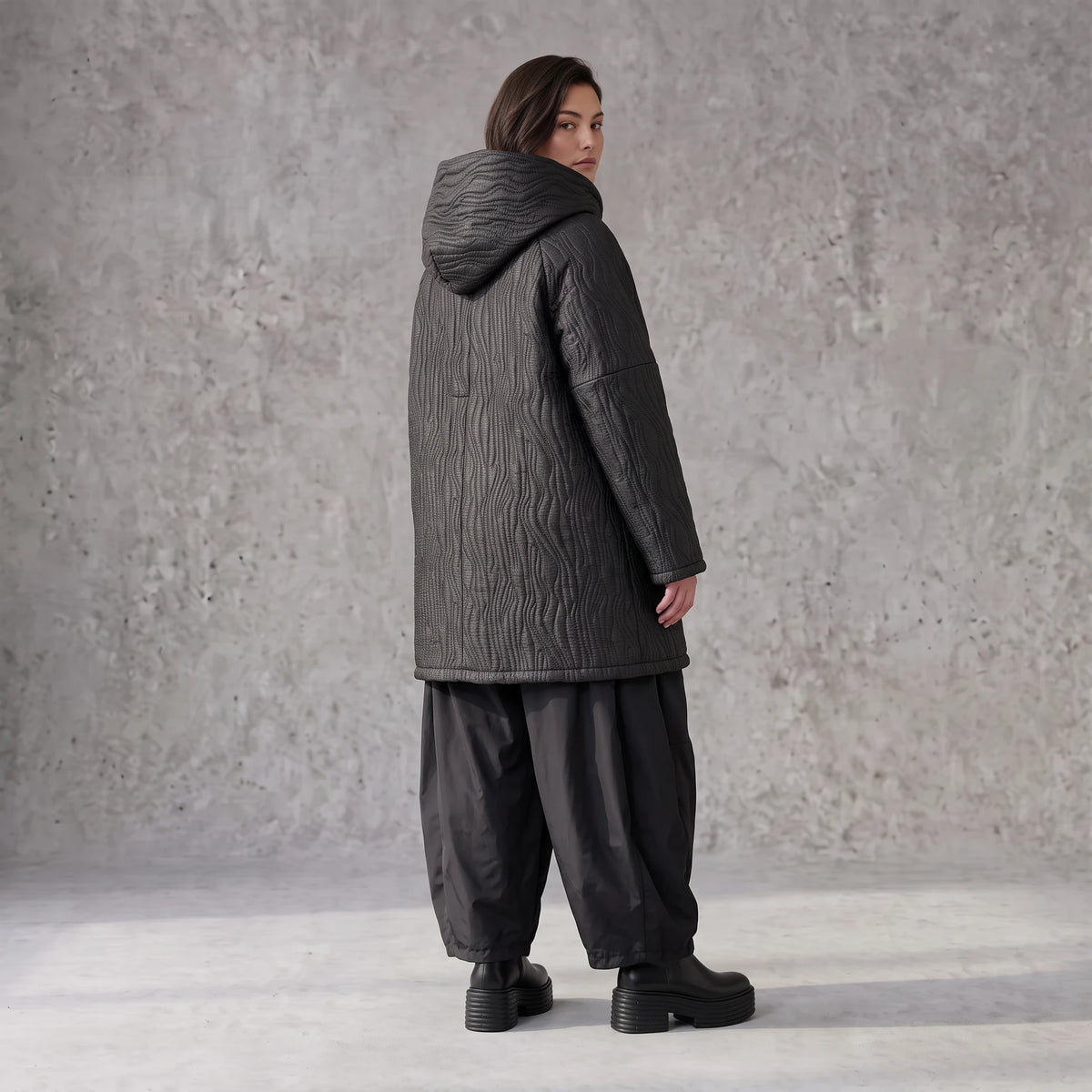 Kapuzenjacke in Lederoptik mit leichter Fütterung geradem Schnitt Knöpfen und Taschen