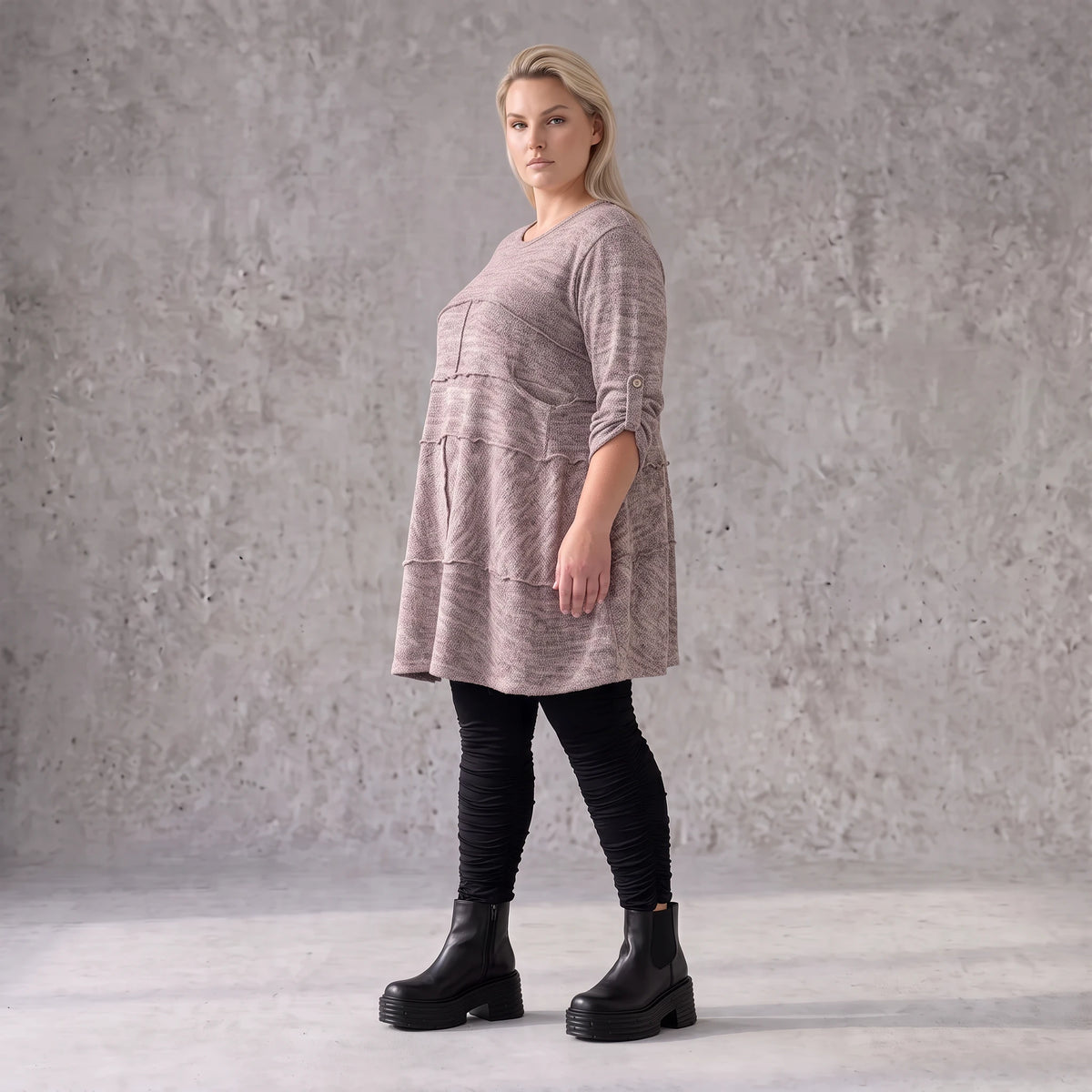 Kuschelig warmer Strickpullover in A-Linie mit Rundhalsausschnitt und Stretchkomfort