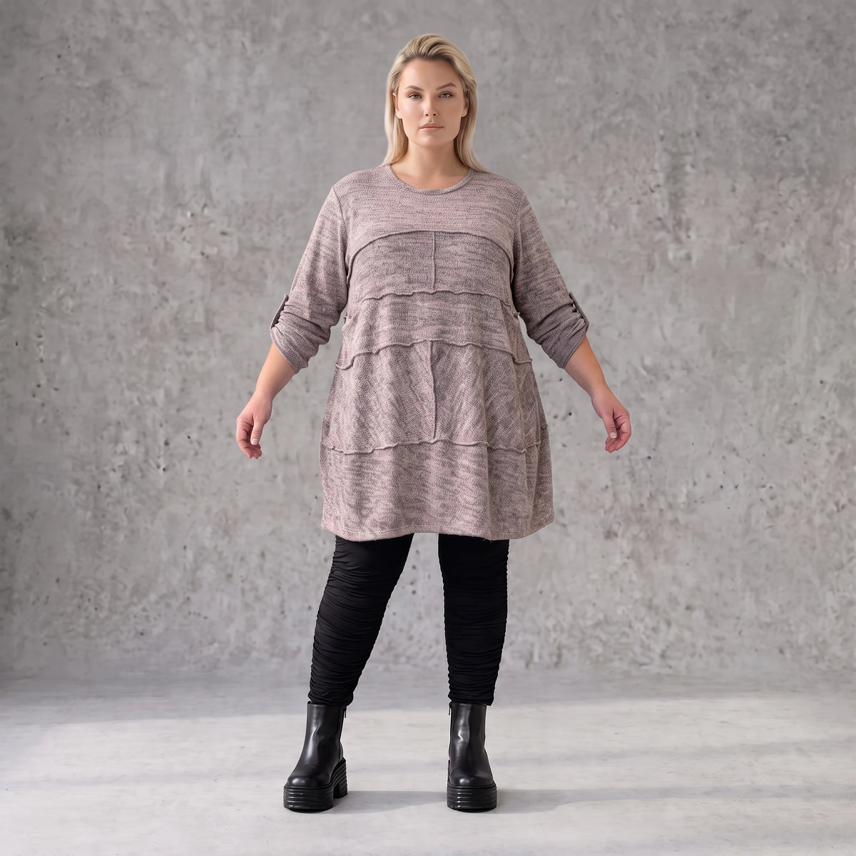 Kuschelig warmer Strickpullover in A-Linie mit Rundhalsausschnitt und Stretchkomfort