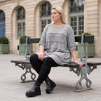 Graues weiches Strickshirt in A-Linie mit Faltennahtmusterung aus Feinstrick mit Stretch