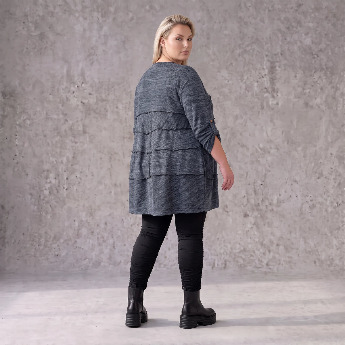 Kuschelig weiches Strickshirt in A-Linie mit Faltennahtmuster und Elasthan winterwarm