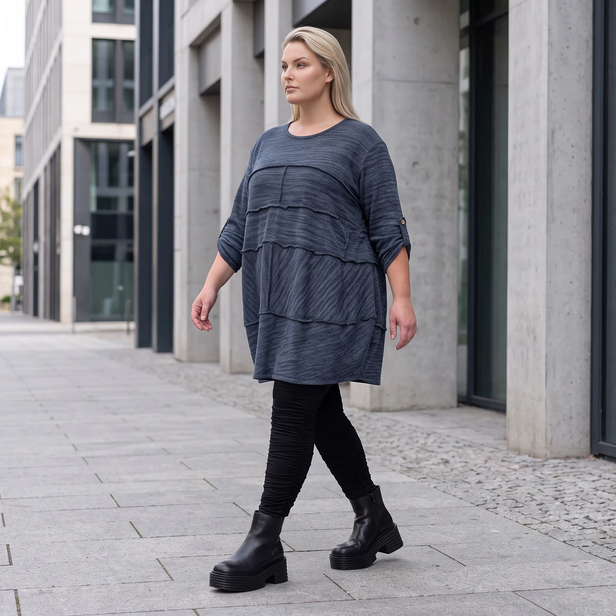 Kuschelig weiches Strickshirt in A-Linie mit Faltennahtmuster und Elasthan winterwarm