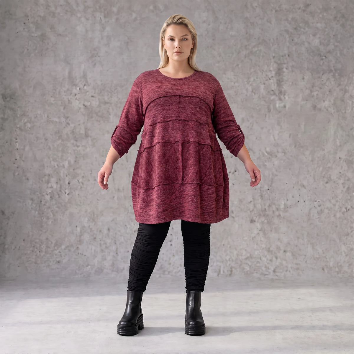Bordeaux Strickshirt in A-Linie mit Stretch und Faltennaht Musterung weich winterlich