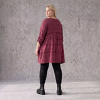 Bordeaux Strickshirt in A-Linie mit Stretch und Faltennaht Musterung weich winterlich