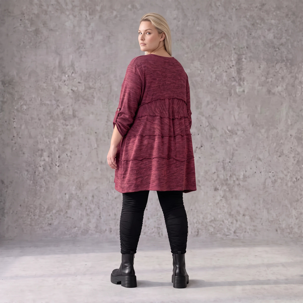 Bordeaux Strickshirt in A-Linie mit Stretch und Faltennaht Musterung weich winterlich