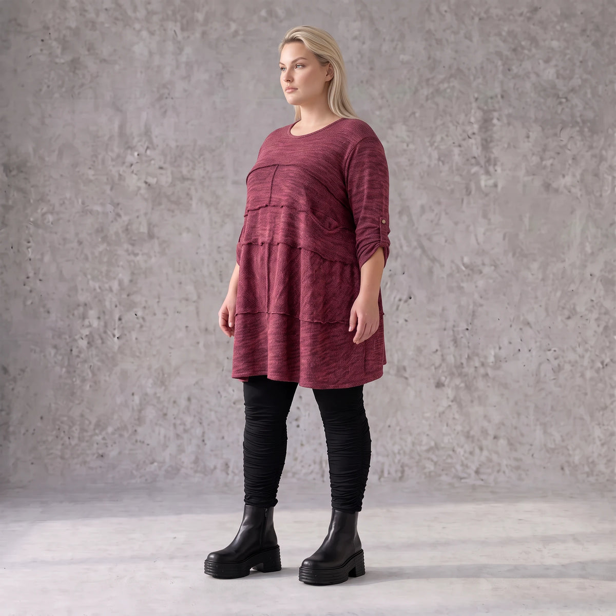 Bordeaux Strickshirt in A-Linie mit Stretch und Faltennaht Musterung weich winterlich