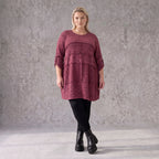 Bordeaux Strickshirt in A-Linie mit Stretch und Faltennaht Musterung weich winterlich