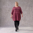 Bordeaux Strickshirt in A-Linie mit Stretch und Faltennaht Musterung weich winterlich