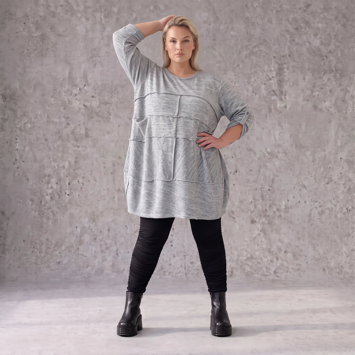 Silbernes Strickshirt in A-Linie aus weichem Stretchstoff warmes Basic für den Winter