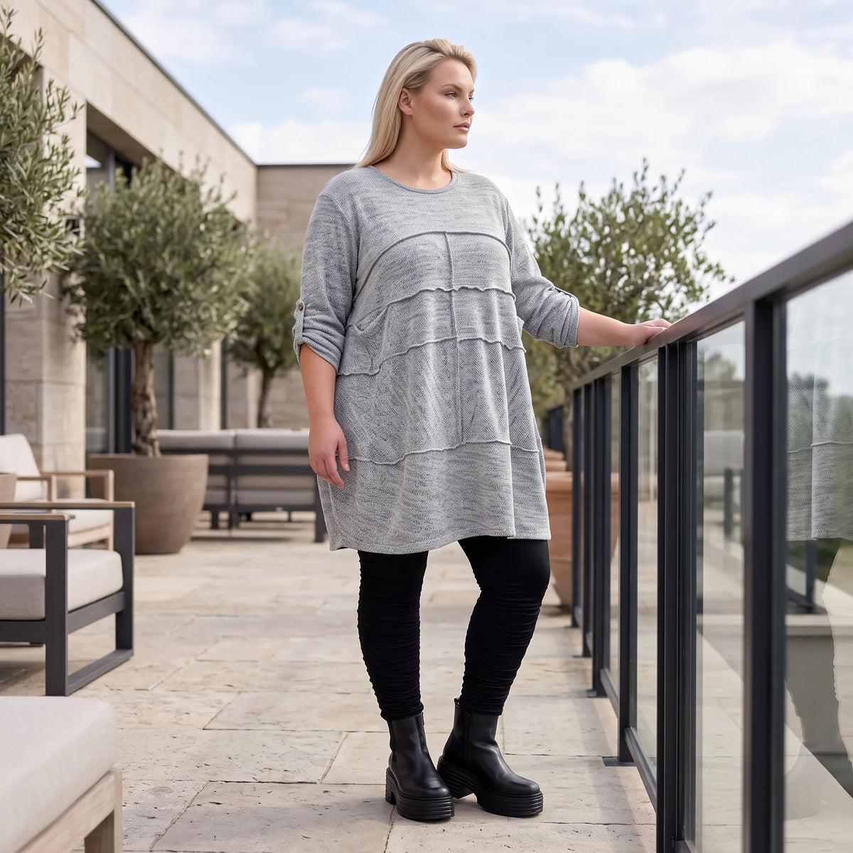 Silbernes Strickshirt in A-Linie aus weichem Stretchstoff warmes Basic für den Winter