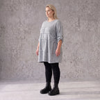 Silbernes Strickshirt in A-Linie aus weichem Stretchstoff warmes Basic für den Winter