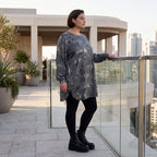 Milano Strickkleid in Grau/Schwarz mit Rundhalsausschnitt aus feiner Stretchqualität