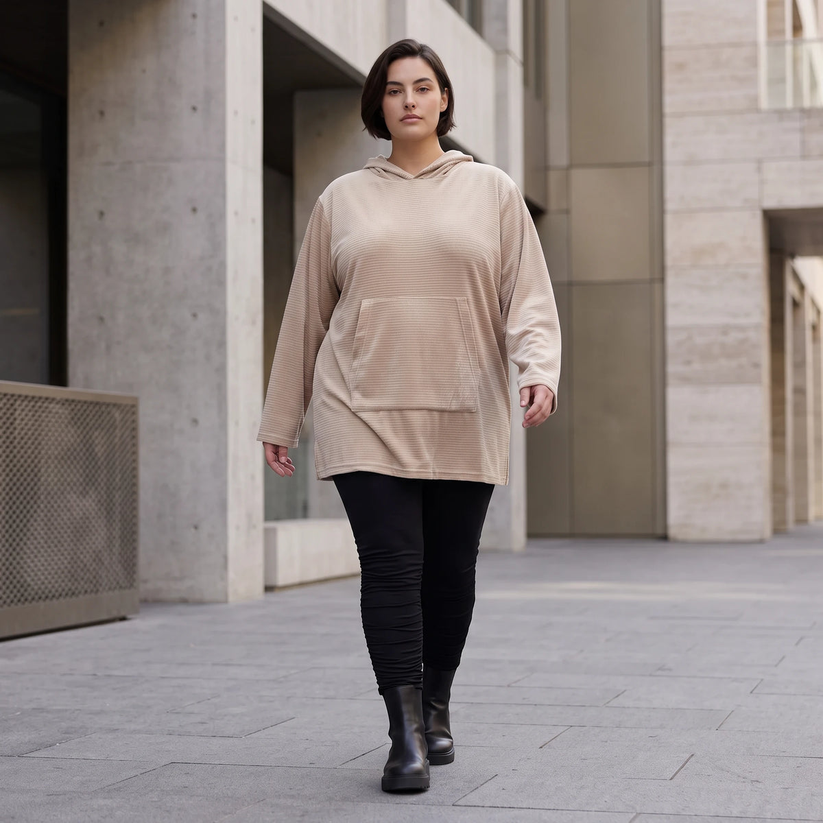 Beiger Ribb Hoodie mit Kapuze geradem Schnitt und Elasthan weiches Basic für den Alltag