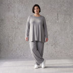 Langarmshirt in Glockenform aus Slinky mit Stretch und Rundhalsausschnitt fließend