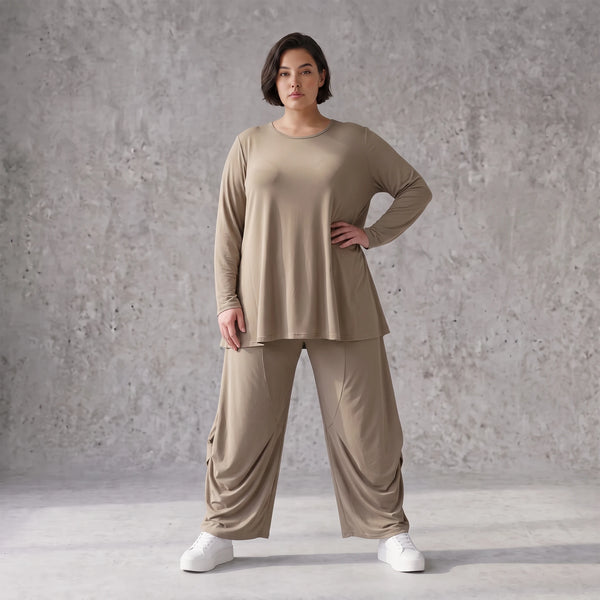 Camel Langarmshirt aus weichem Slinkystoff mit Stretch in Glockenform und Rundhals