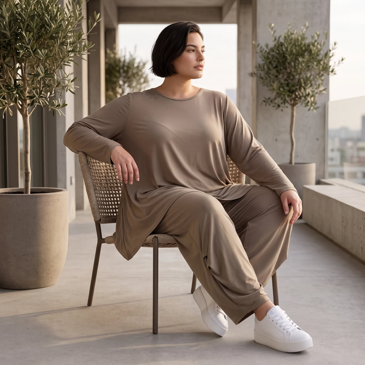 Camel Langarmshirt aus weichem Slinkystoff mit Stretch in Glockenform und Rundhals