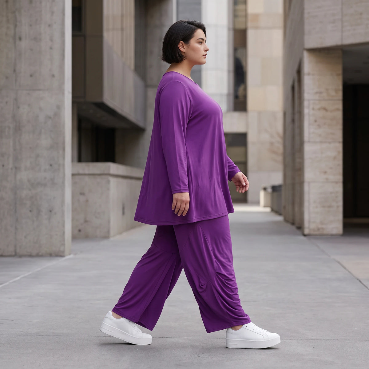 Langarmshirt aus Slinkystretch in Glockenform mit Rundhalsausschnitt weich fließend