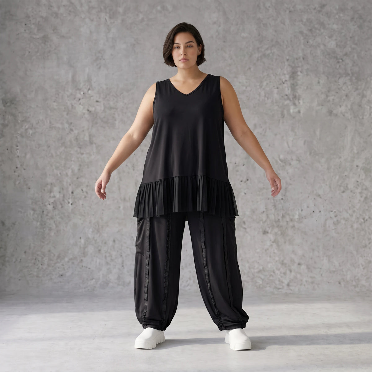 Schwarze Slinkyhose mit Stretchkomfort geradem Schnitt und bequemem Bund ohne Verschluss