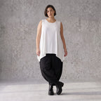 Ärmelloses Basic Top aus Slinkystoff mit Stretch in A-Linie mit Rundhals und Schlitzen