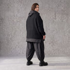 Weicher Strickpullover mit Rollkragen geradem Schnitt und seitlichen Schlitzen warm