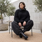 Weicher Strickpullover mit Rollkragen geradem Schnitt und seitlichen Schlitzen warm