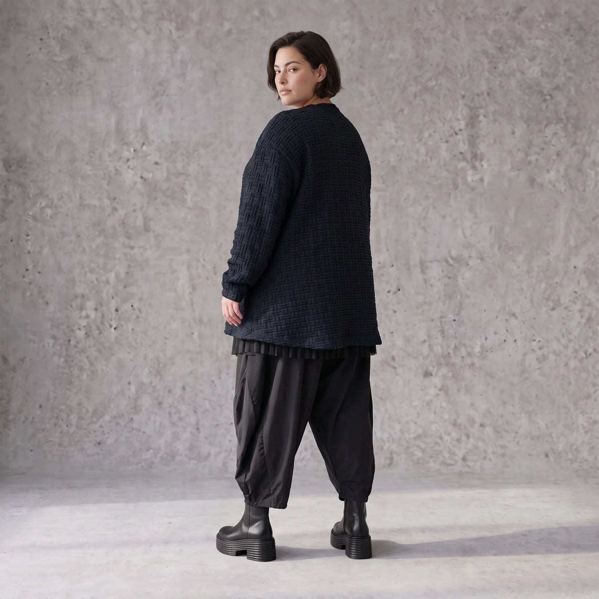 Marine Strickjacke in Glockenform mit Reißverschluss Taschen und softem Stretchmix