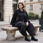 Schwarze Strickjacke in A-Linie aus Baumwolle Acryl mit Knopfleiste und Zipfelsaum