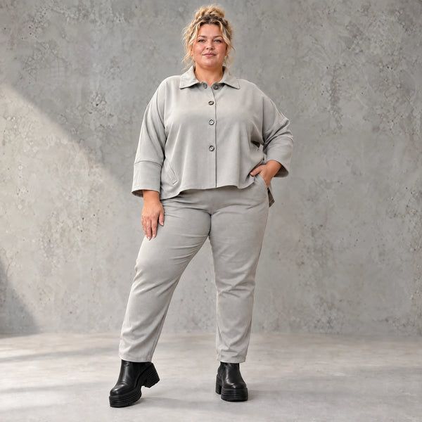 Karottenhose in grauer Jeansoptik mit elastischem Komfortbund und weicher Stretchqualität