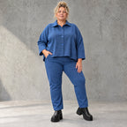 Karottenhose aus jeansblauem Stretchdenim mit Dehnbund in weicher Baumwollqualität