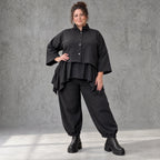 Schwarze Jeansjacke aus Stretchdenim in kastiger Form aus Baumwolle mit Elasthan