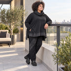 Winterhose aus Stretchjersey mit geradem Bein elastischem Bund und Overlocknahtdetail