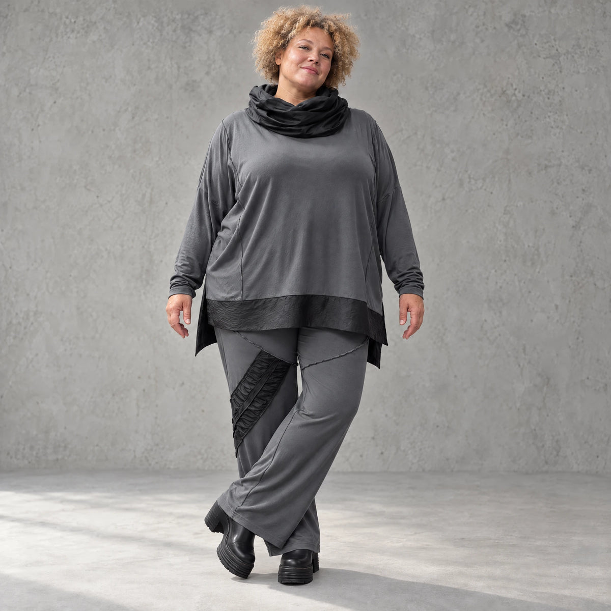 Jerseyhose mit elastischem Bund aus weichem Stretchstoff im geraden Komfortschnitt
