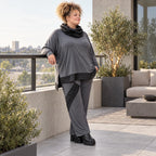 Wintershirt aus weichem Jersey mit Rollkragen Vokuhila Schnitt Taft und Seitenschlitzen