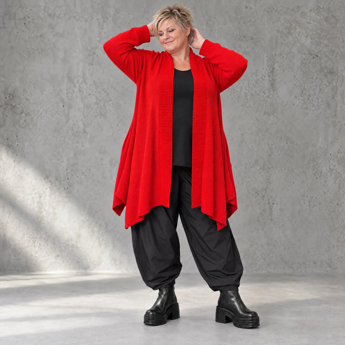 Cardigan aus reiner Baumwolle in A-Linie mit Stehkragen und Seitennahttaschen
